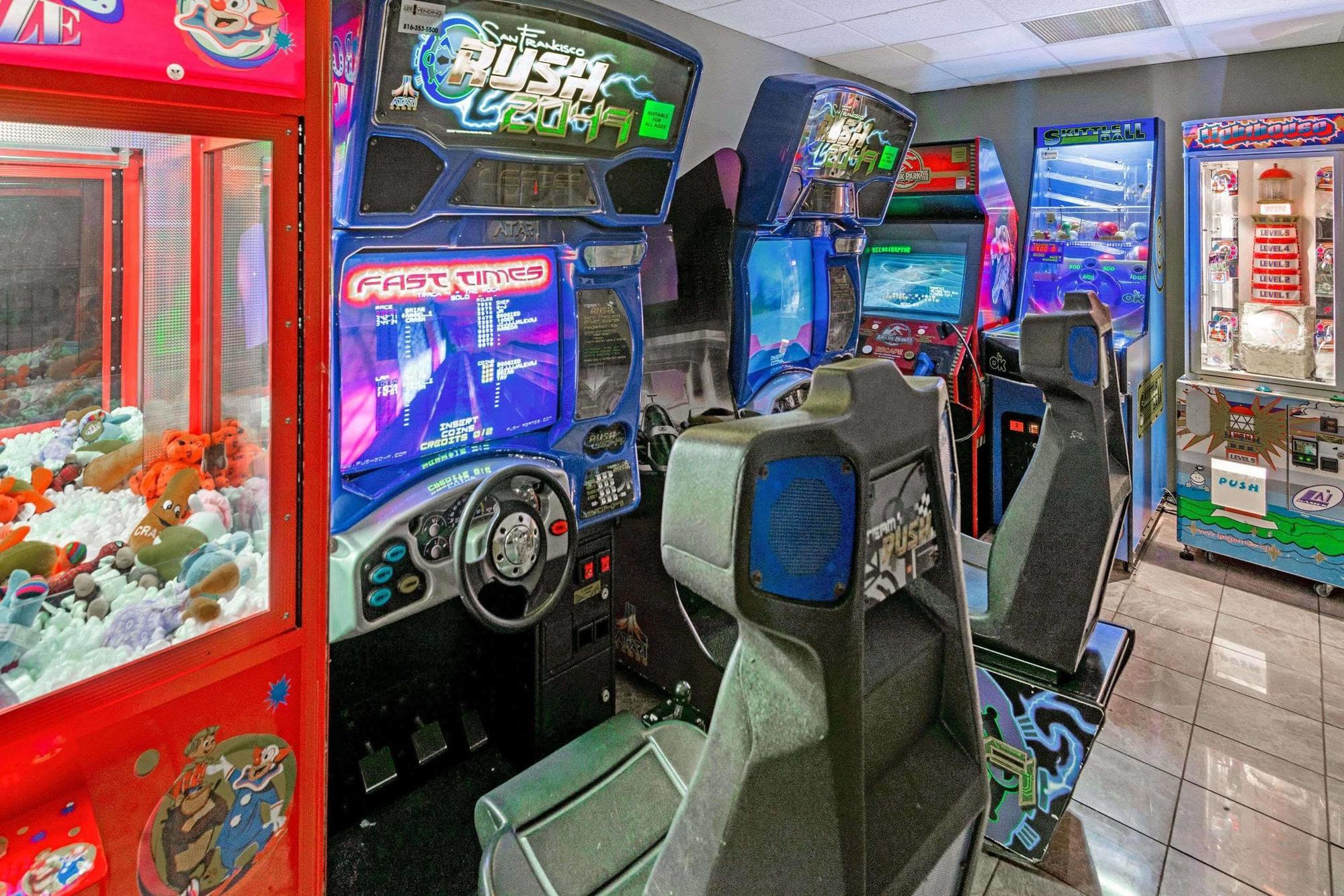 Mission Ramada Overland Park מראה חיצוני תמונה
